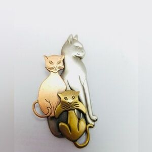 Vintage~ Elegant 80’s Tanya’s Creations 3 Cats Brooch in Silver/Gold/Copper